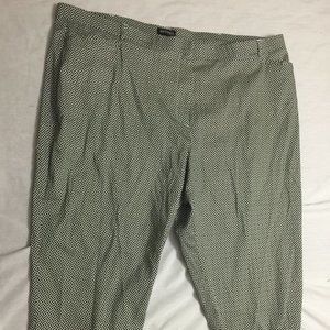 🏀 GEORGE THINK SLIM WOMENS CAPRIS PANTS SIZE 24W 🏀